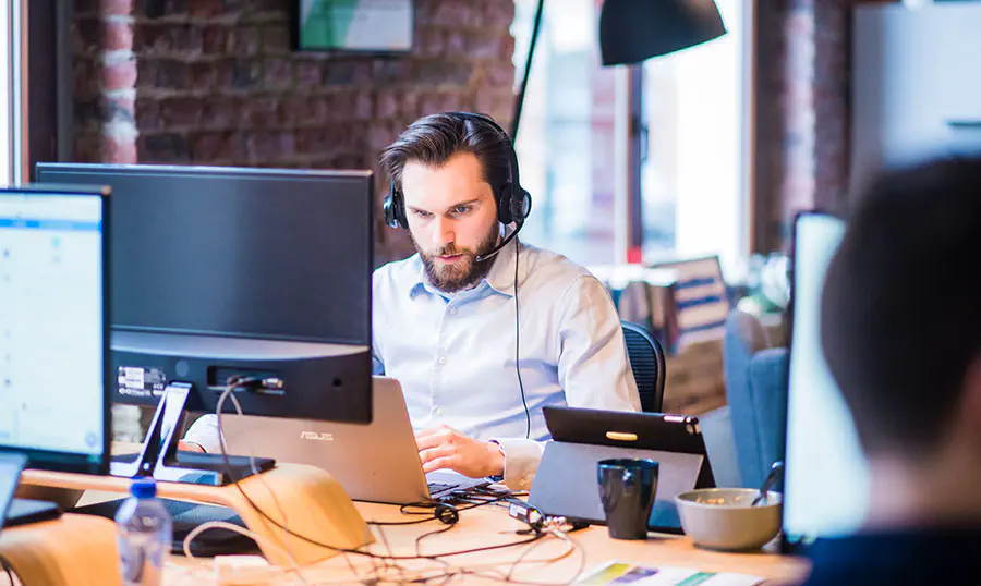 Corporate LMS features